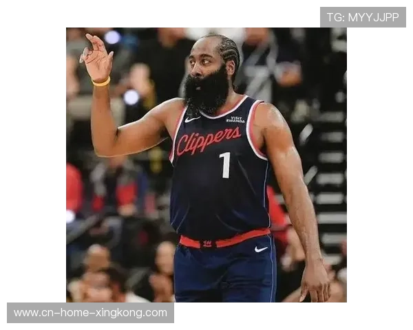 快船更衣室战术共识缺失 哈登冷眼旁观导致攻防脱节